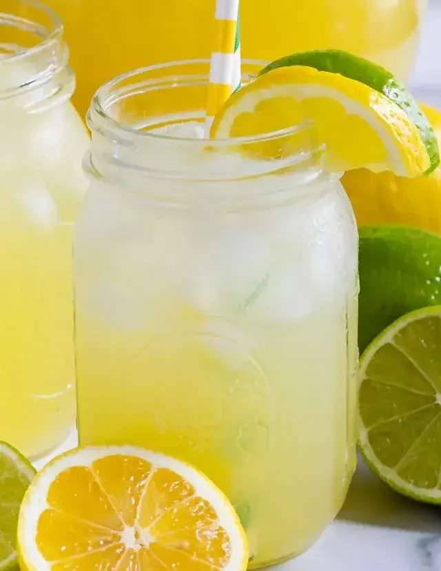 Lemon-Lime-Vodka-Party-Punch