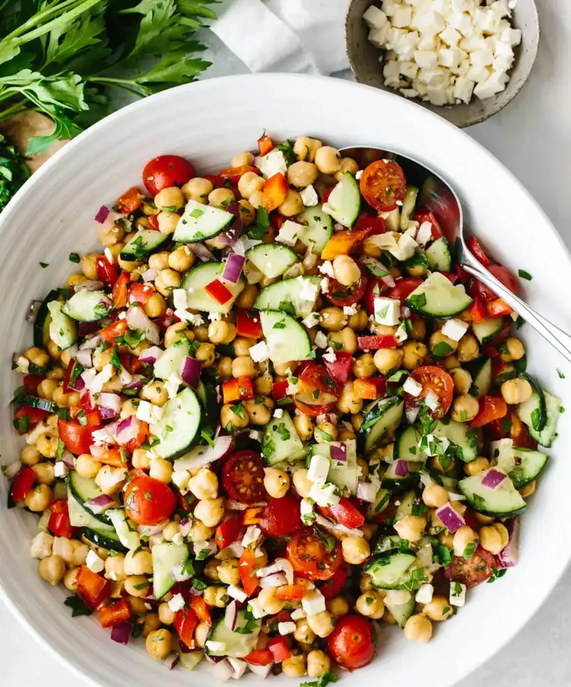 Mediterranean-Chickpea-Salad