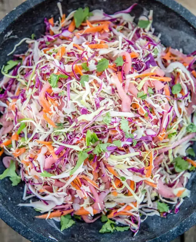 Pickled-Onion-slaw