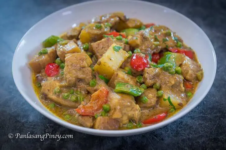 Pinoy-pork-and-chicken-curry