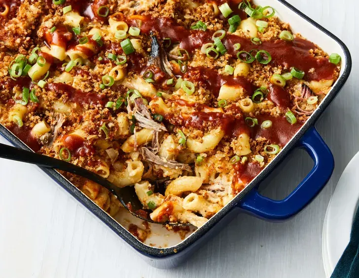 Pulled-Pork-Mac-and-Cheese