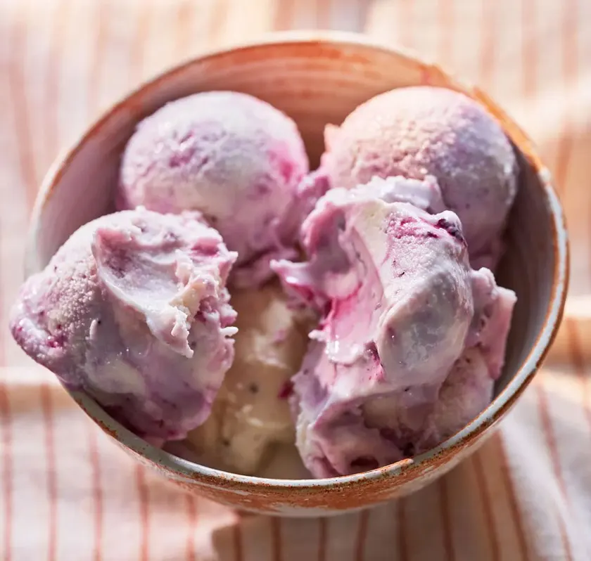 Raspberry-Ripple-Ice-Cream