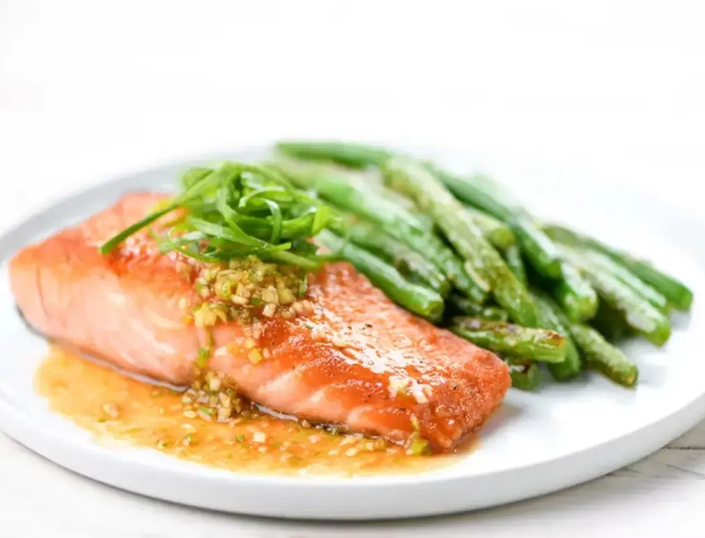 Roasted-Salmon-with-Ginger-Scallion-Sauce