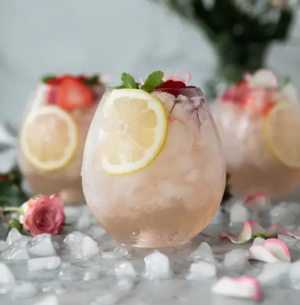 Rose-Lemonade-Elderflower-Sangria