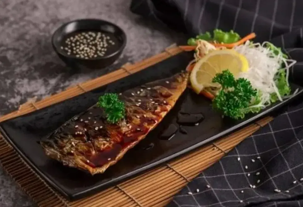 Saba-Shioyaki-(Grilled-Salted-Mackerel)