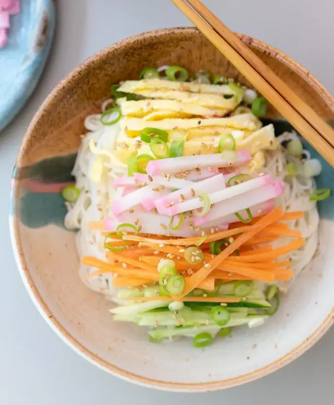 Somen-Salad-(Cold-Wheat-Noodles-Salad)