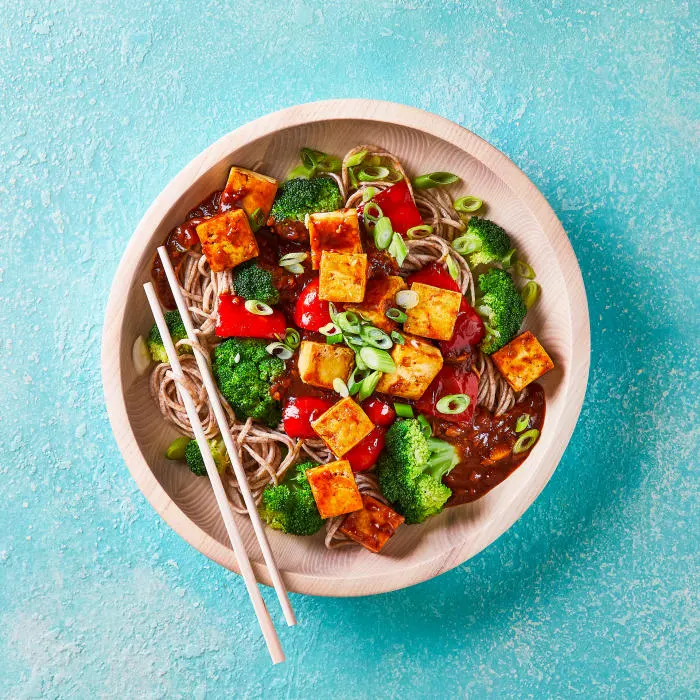 Spicy-Chinese-Tofu-Broccoli-Noodles