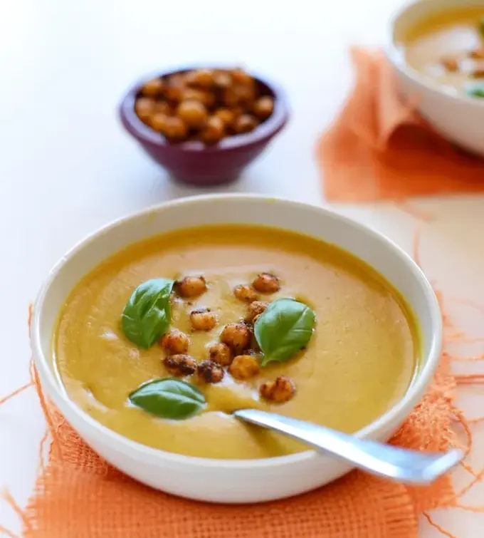 Sweet-Potato-Coconut-Curry-Soup