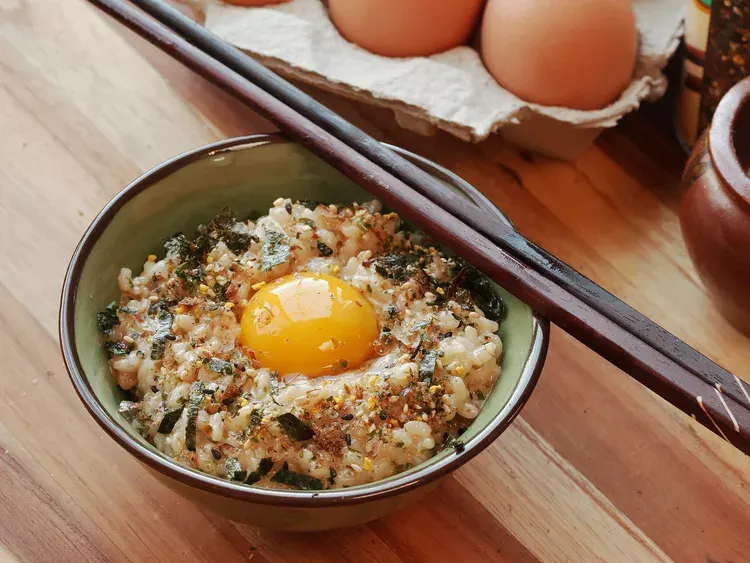 Tamago-Kake-Gohan-(Raw-Egg-over-Rice)