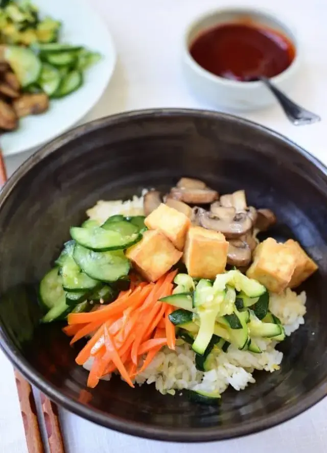 Tofu-Bibimbap-Bowl