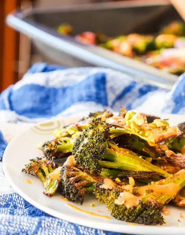 Vegan-Roasted-Broccoli-Steaks_with-pistachios-and-tahini-sauce