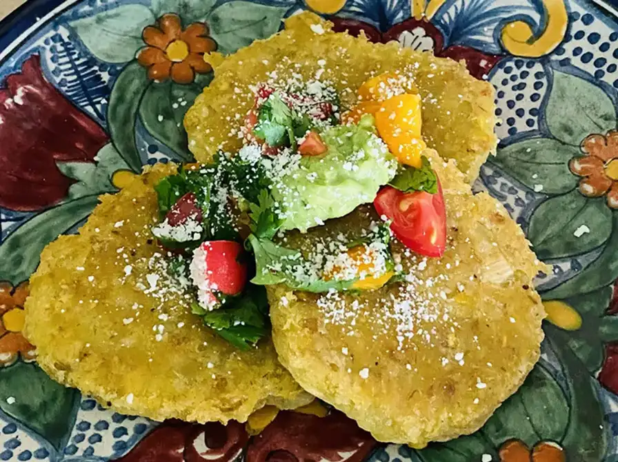 Yuca-Tostones-with-Avocado-Dip