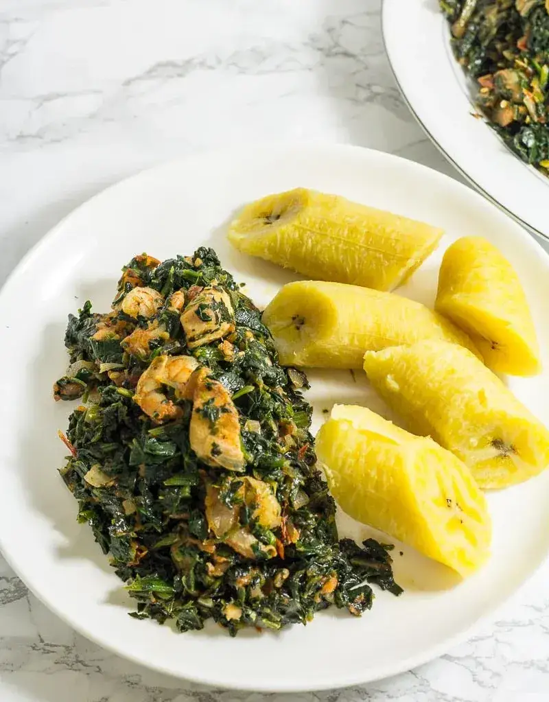 african-spinach-stew-with-chicken-and-shrimp