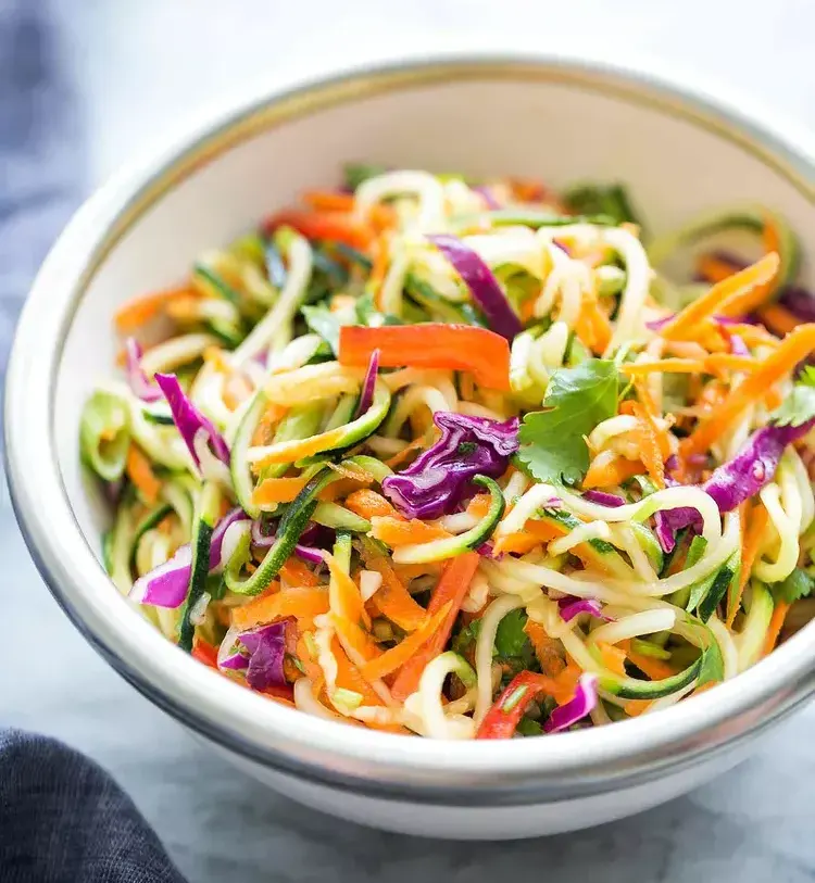 asian-inspired-zucchini-noodle-salad