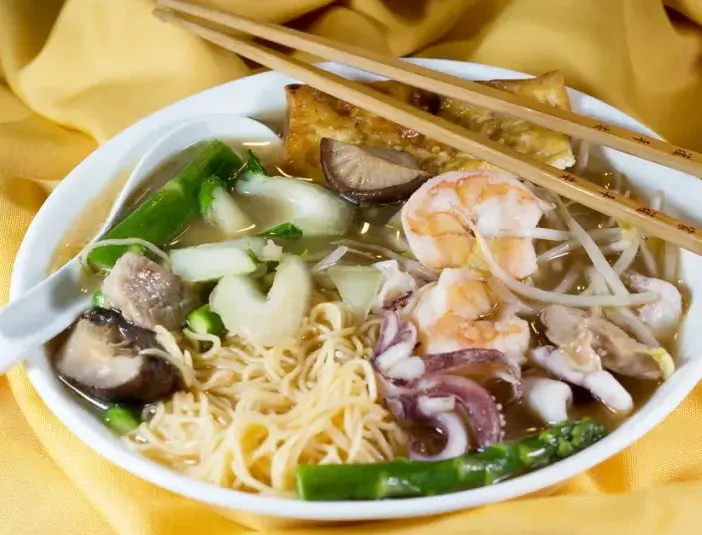 asian-seafood-noodle-soup