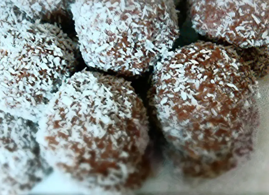 aussie-tim-tam-balls