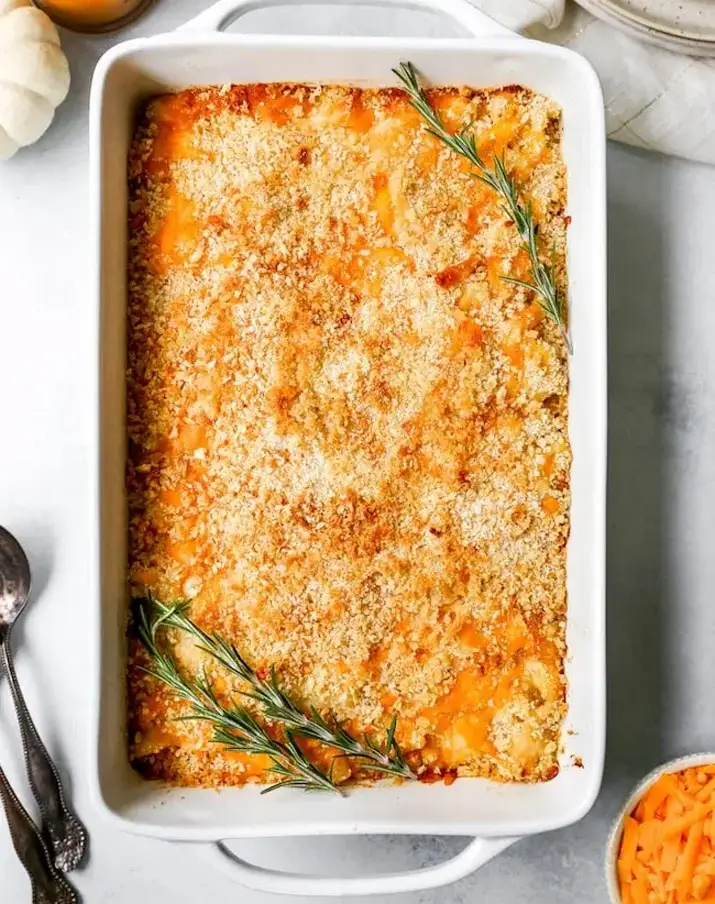 baked-macaroni-and-cheese-with-butternut-squash