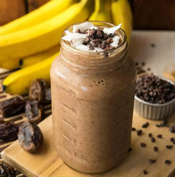 banana-cacao-recovery-smoothie