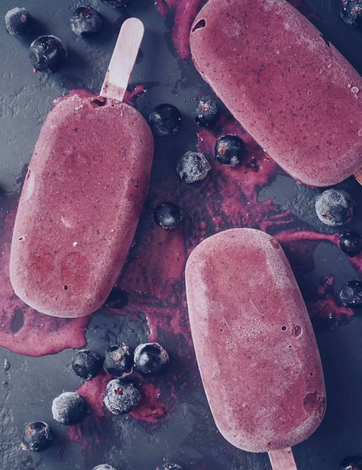 blackcurrant-yogurt-lollies