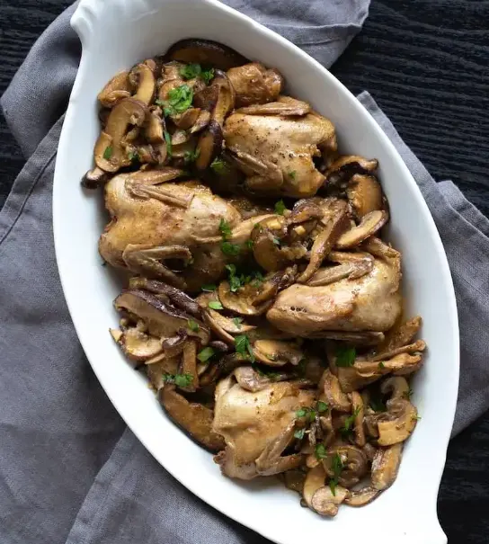 braised-quail-with-mushrooms