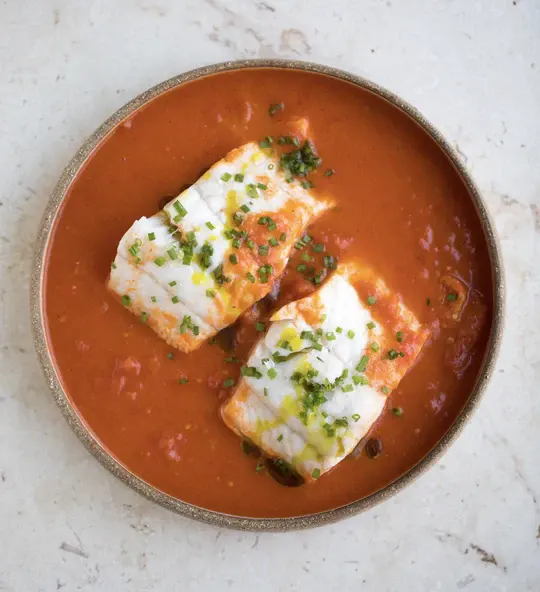 braised-white-fish-in-roma-tomato