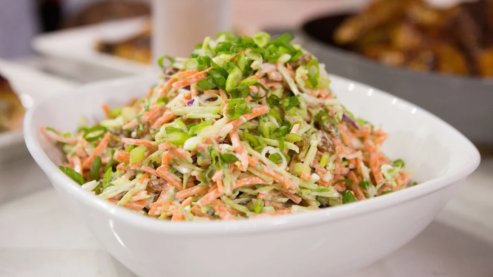 broccoli-and-carrot-slaw