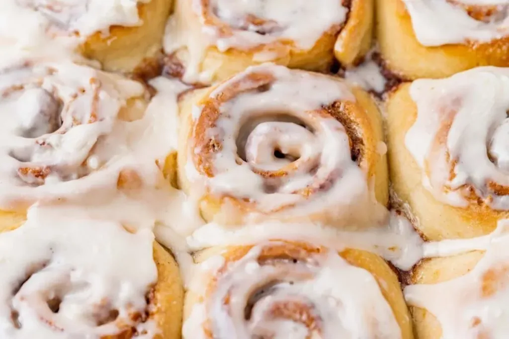 cake-mix-cinnamon-rolls