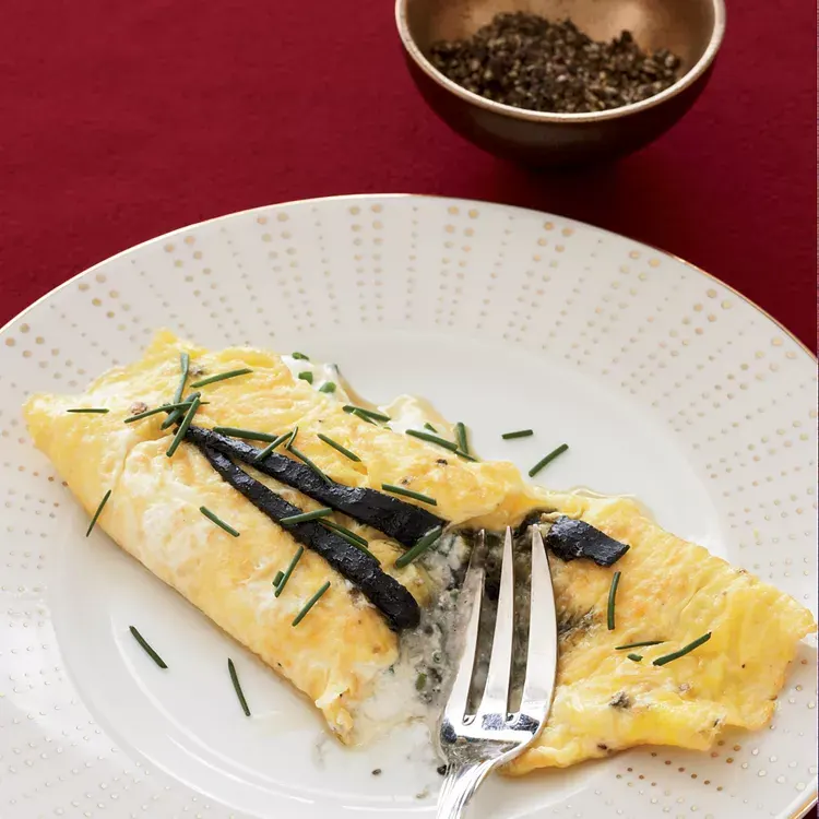 caviar-and-chive-omelette