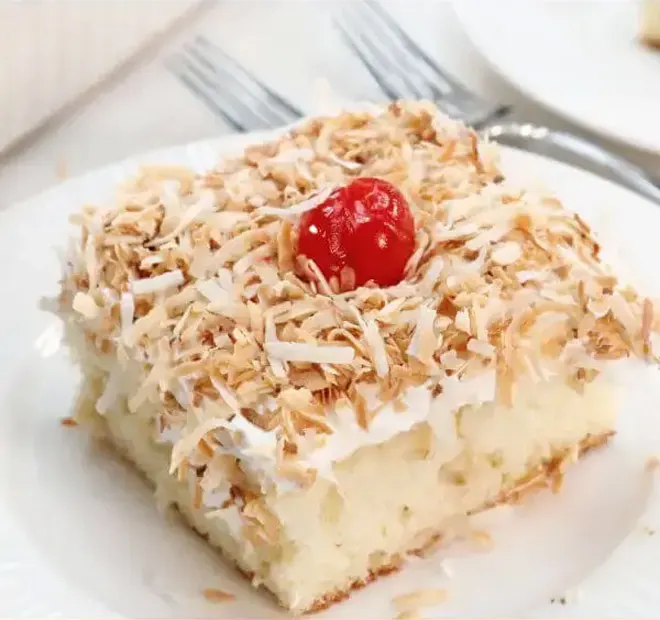 coquito-tres-leches-cake