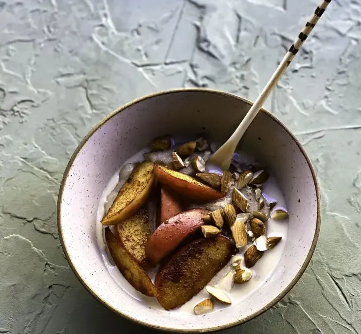 creamy-apple-cinnamon-cream-of-wheat