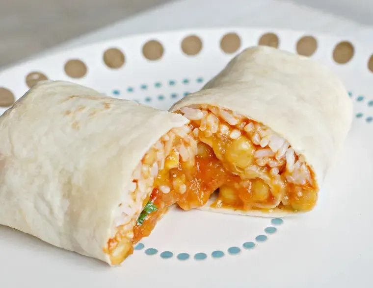 curried-chickpea-and-mango-chutney-wrap