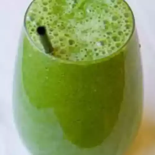 dah-diet-ultimate-green-smoothie