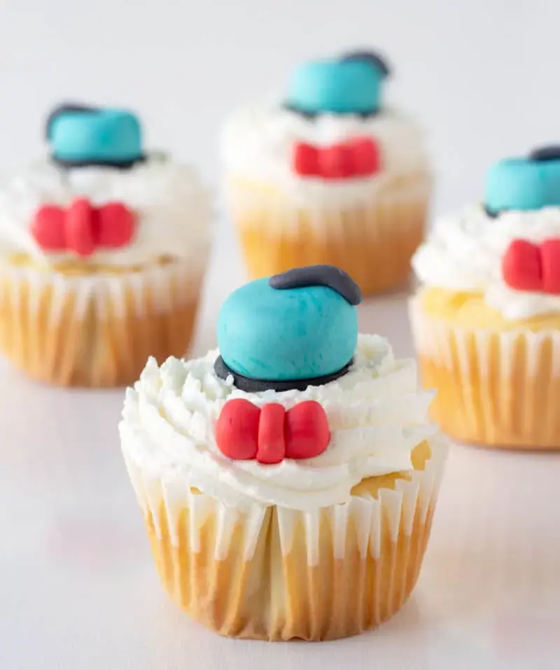 donald-duck-cupcakes