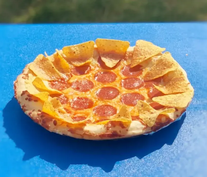 dorito-crust-pizza