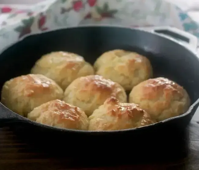 easy-3-ingredient-self-rising-flour-biscuits