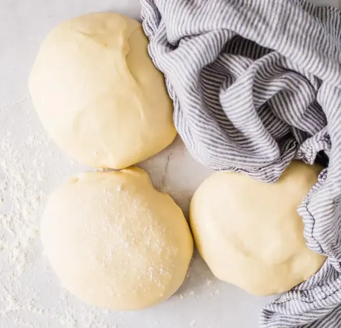 easy-bread-flour-pizza-dough