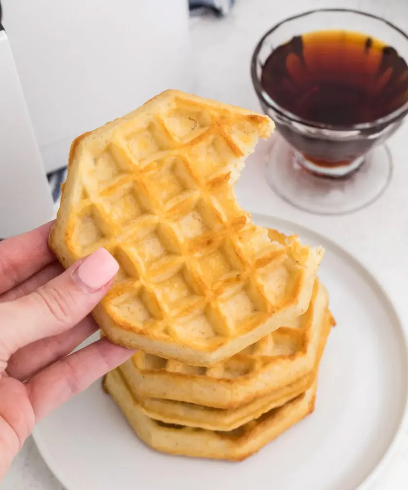 frozen-waffles-in-air-fryer