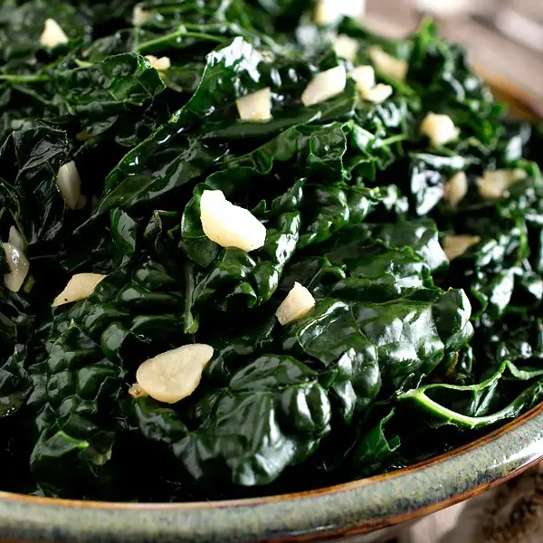 garlicky-tuscan-kale