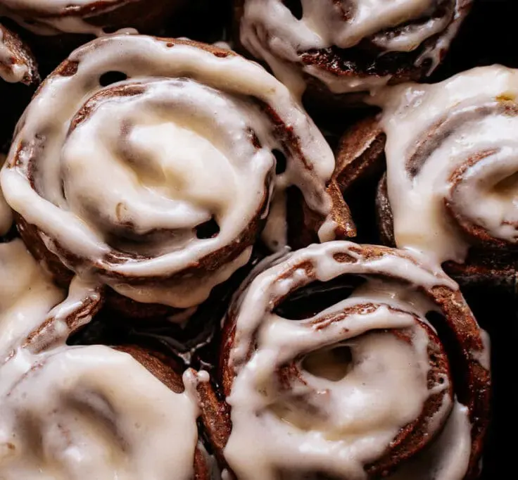 gluten-free-buckwheat-cinnamon-rolls-(vegan-option)