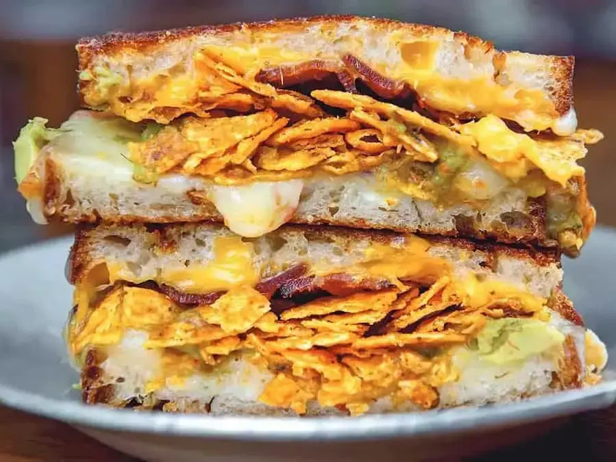 grilled-cheese-with-doritos