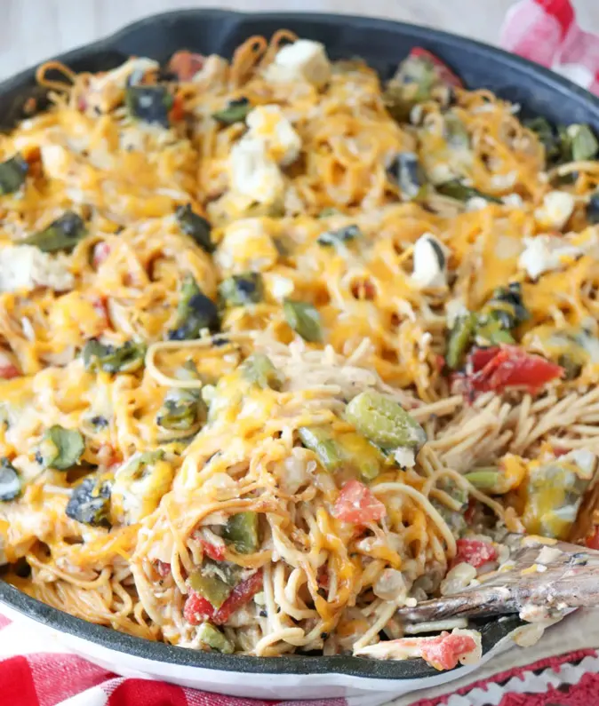 hatch-green-chile-chicken-spaghetti