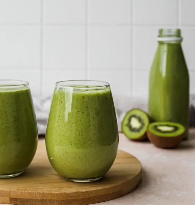 healthy-kiwi-smoothie