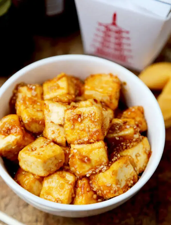 honey-sriracha-glazed-tofu