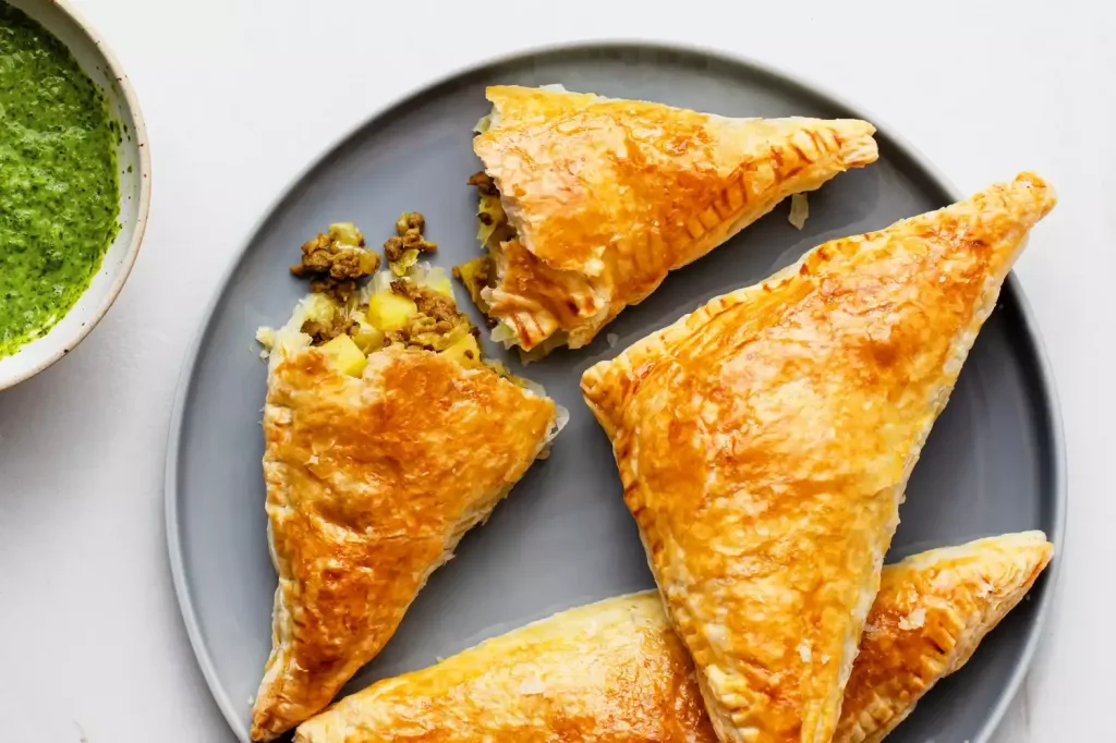 indian-curry-puffs