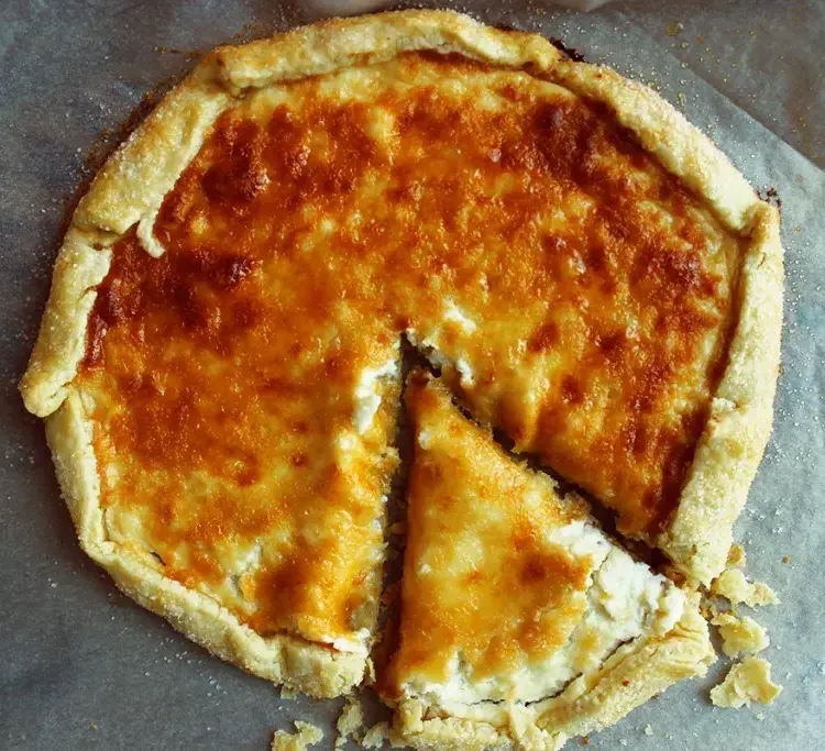 labneh-and-honey-cheese-pie