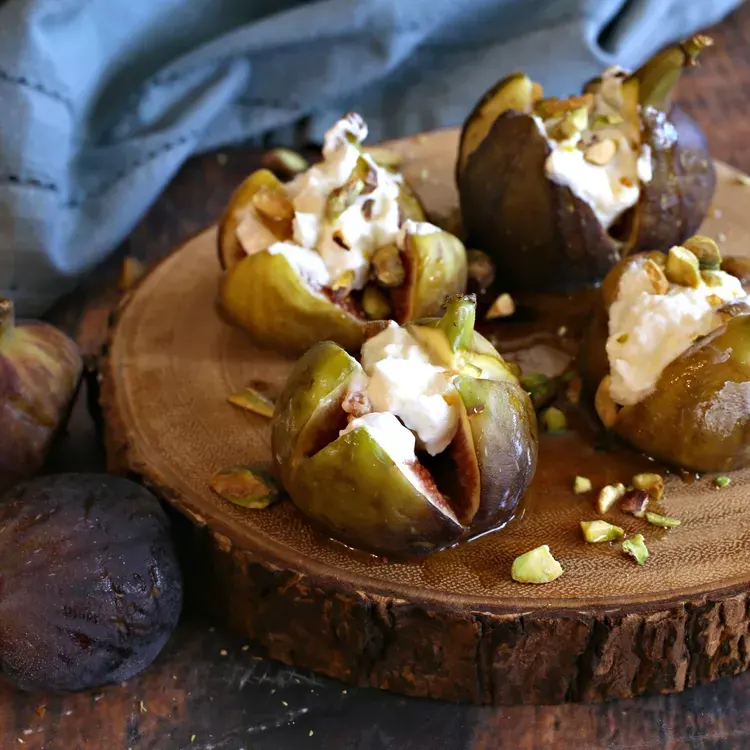 labneh-stuffed-figs-with-honey-and-pistachios