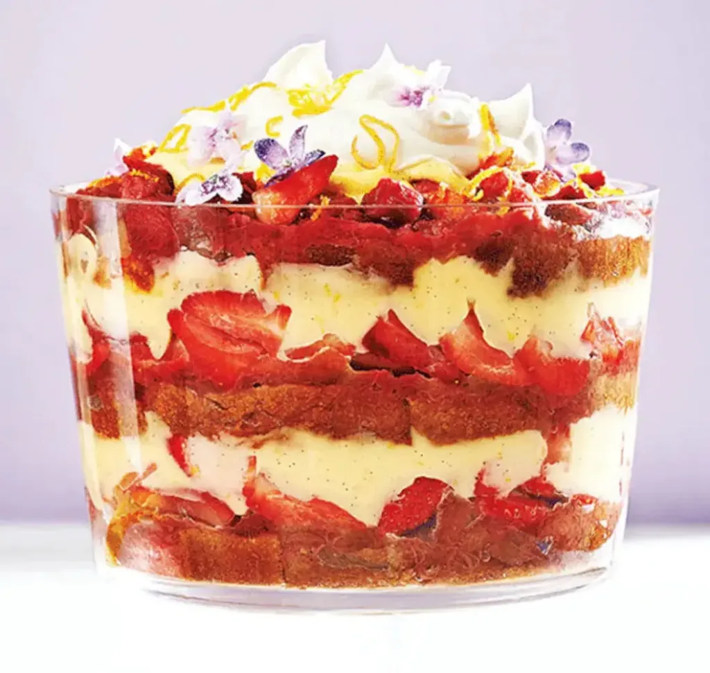 layered-strawberry-rhubarb-trifle