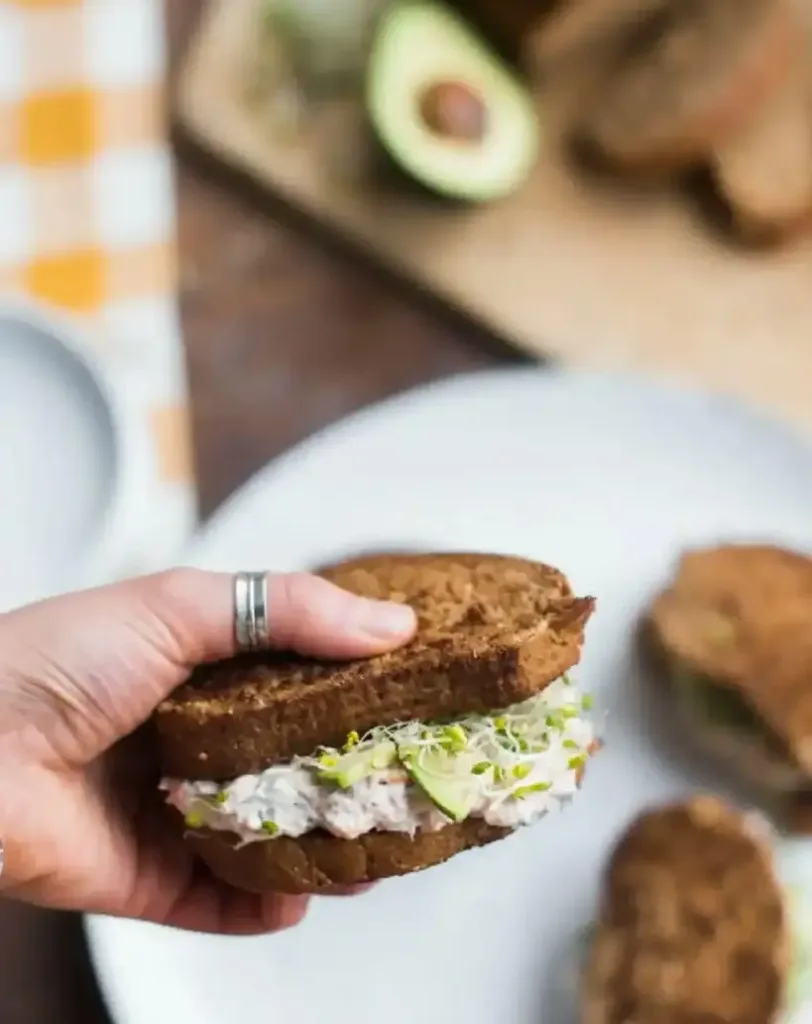 leftover-lemon-dill-salmon-sandwiches