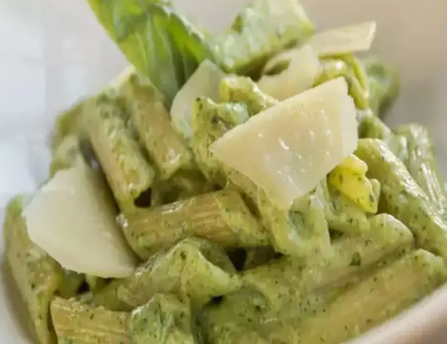 malabar-spinach-pesto-pasta