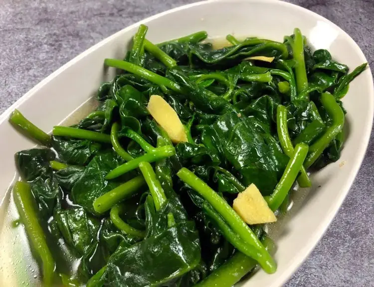 malabar-spinach-stir-fry